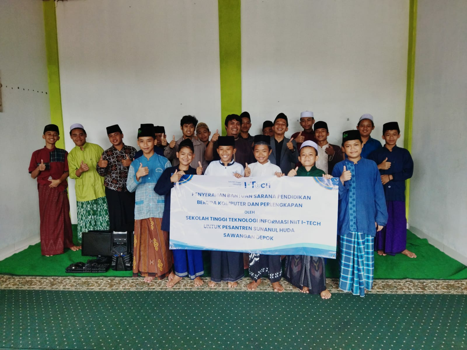 Penyerahan Hibah Fasilitas Pendidikan