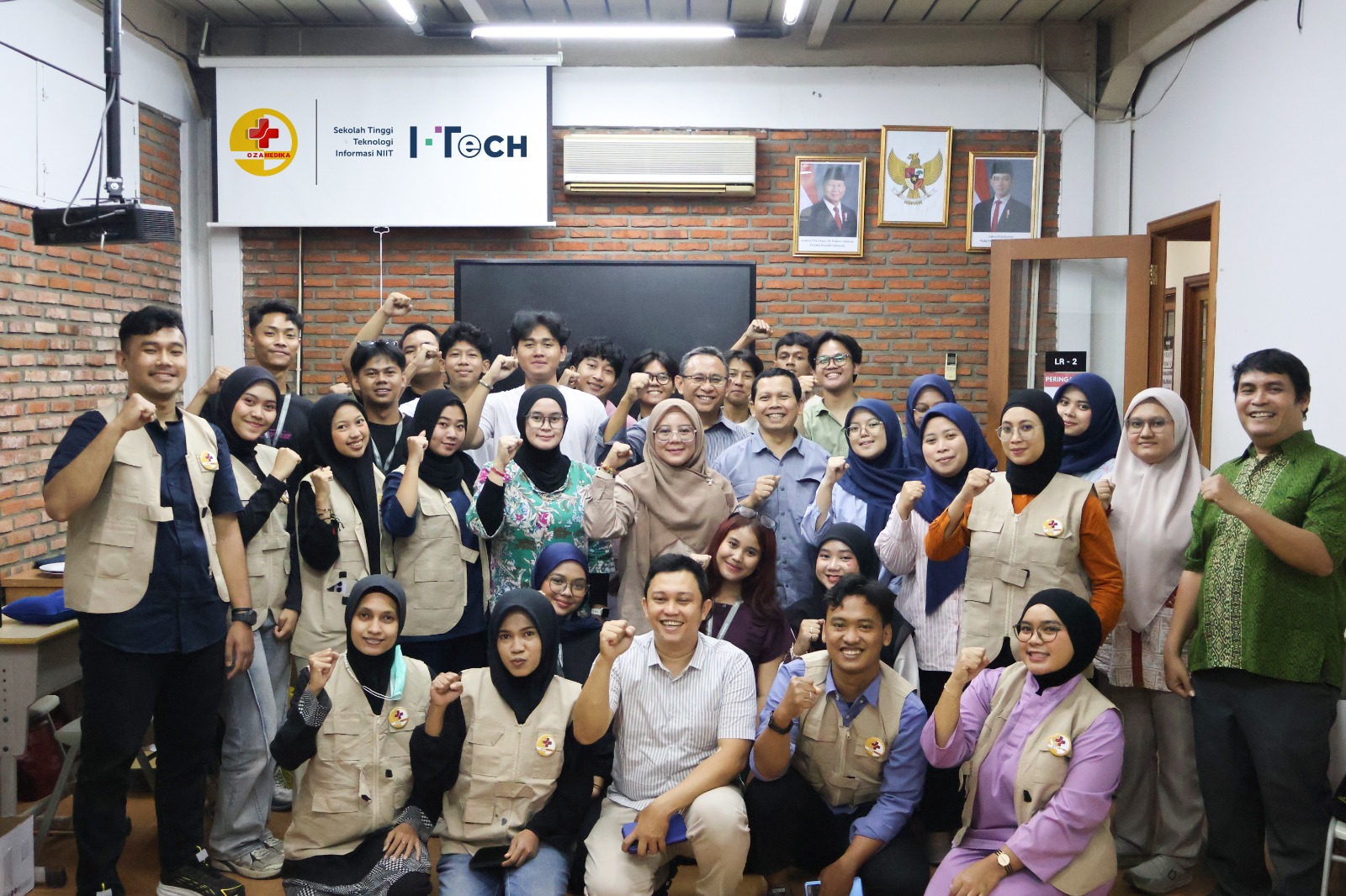 STTI NIIT dan Oza Medika Gelar Deteksi Dini Kanker Usus Besar Gratis