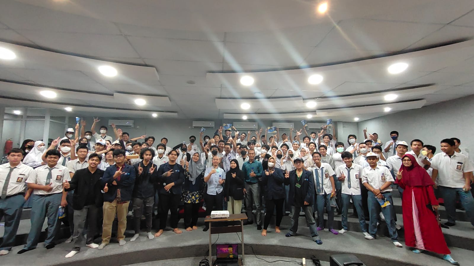 ENGLISH DAY, BRIGHT YOUR DAY!