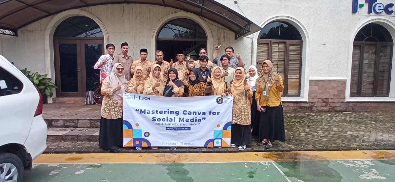 Pengabdian Kepada Masyarakat kepada para Guru - Guru SMP Darul Ma'Arif Jakarta Selatan