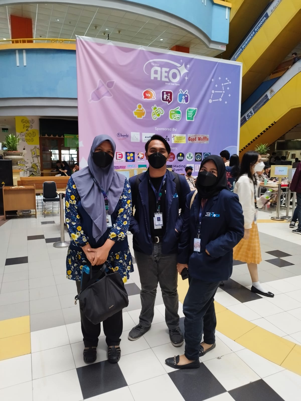 STTI NIIT mendelegasikan dua Mahasiswa/i untuk mengikuti Asian English Olympic yang digelar di Kampus Binus.
