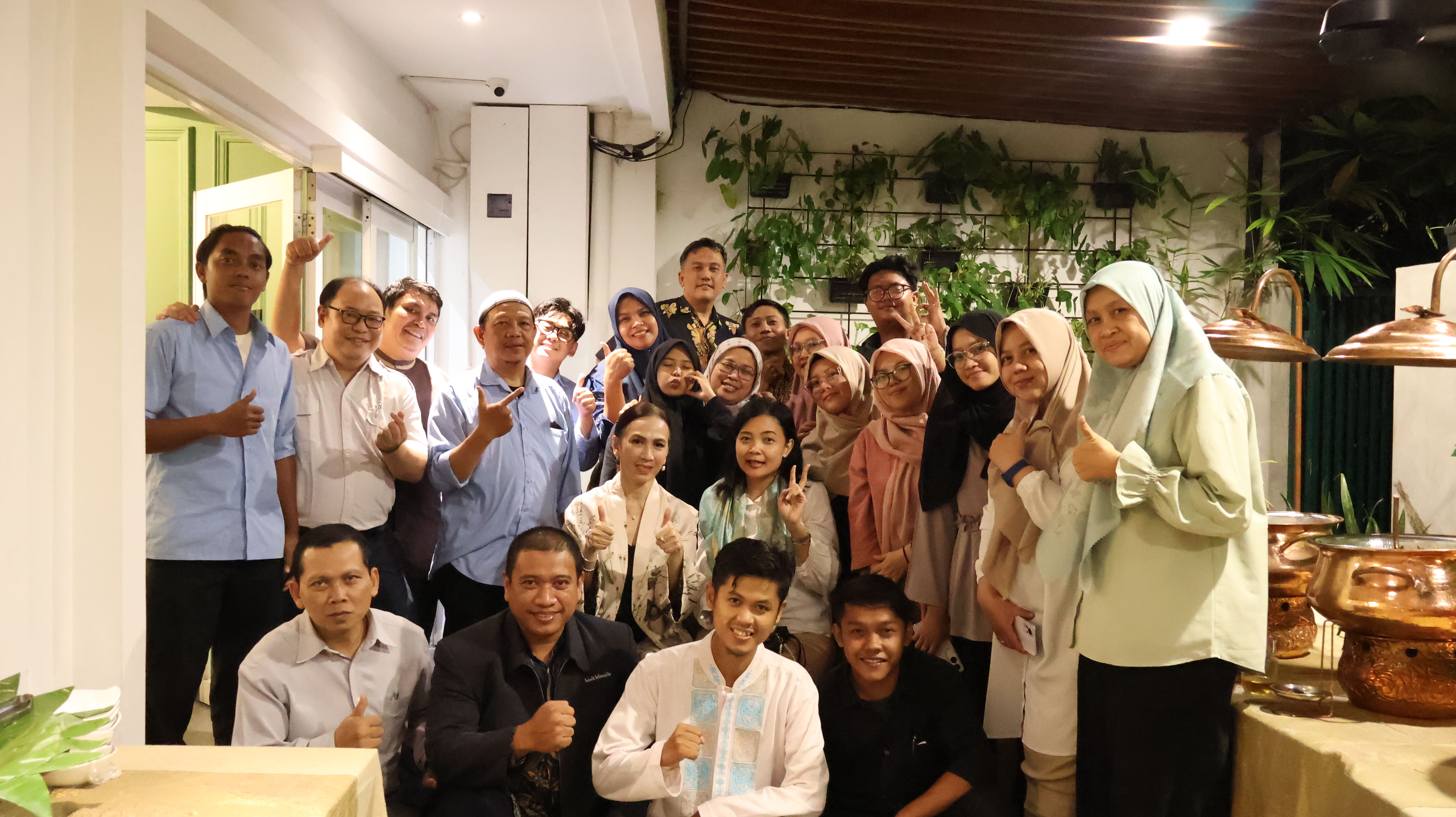 Buka Bersama Ketua Yayasan Pendidikan Teknologi Informasi (YPTI)